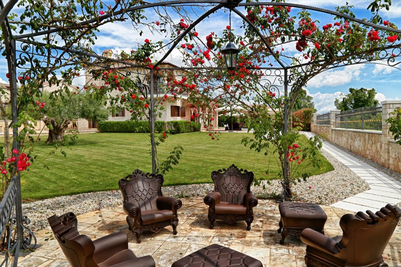 Villa Carolus-Luxurious Istrian Villa Barat  Exteriér fotografie
