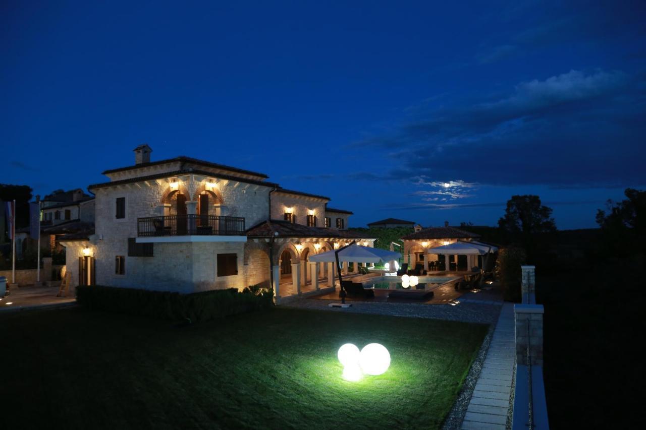 Villa Carolus-Luxurious Istrian Villa Barat  Exteriér fotografie