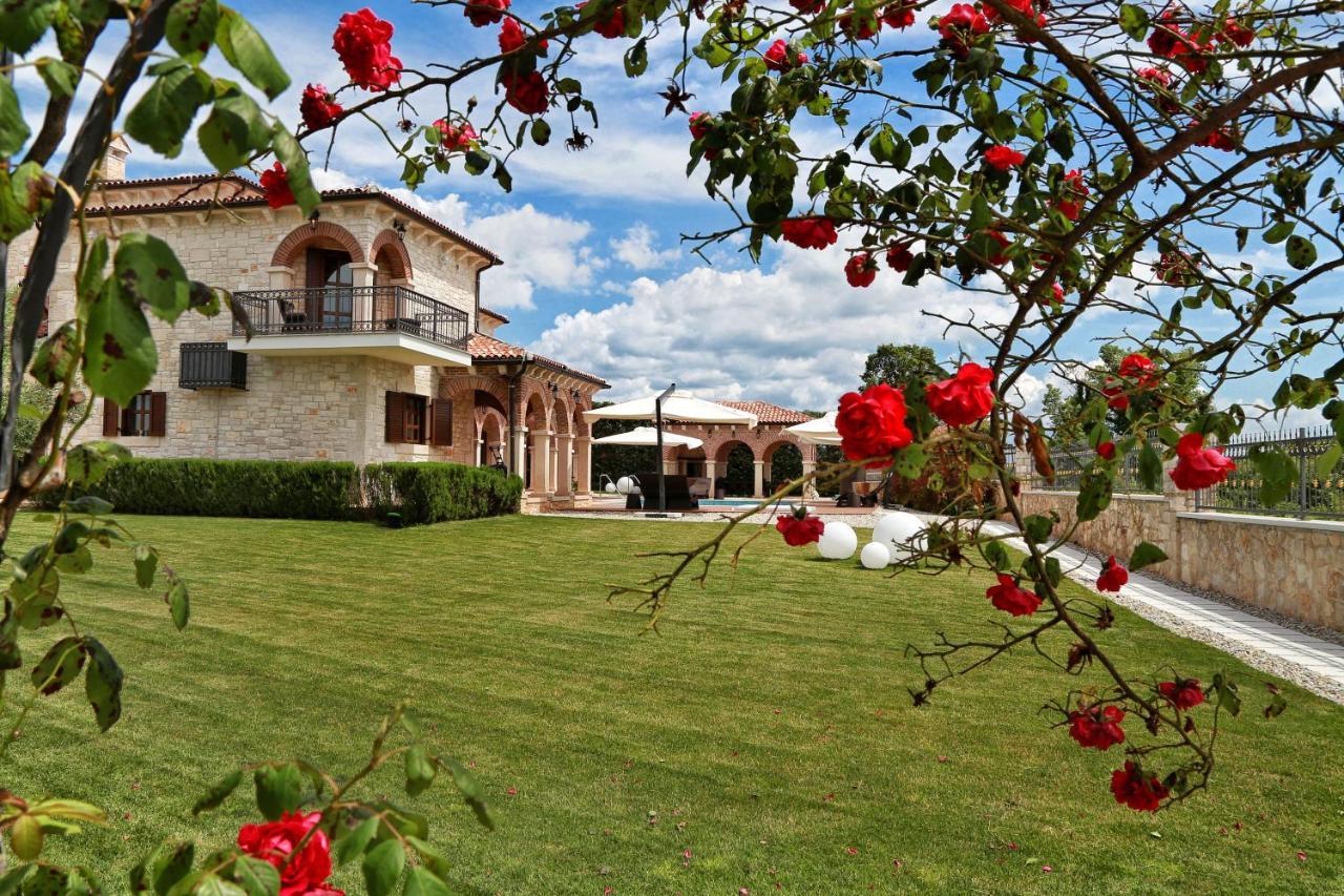 Villa Carolus-Luxurious Istrian Villa Barat  Exteriér fotografie