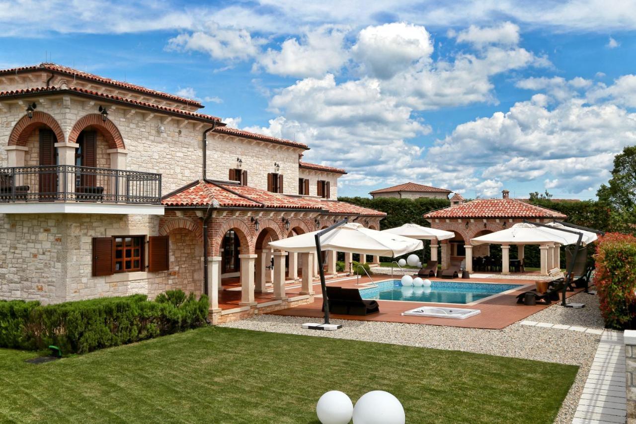 Villa Carolus-Luxurious Istrian Villa Barat  Exteriér fotografie