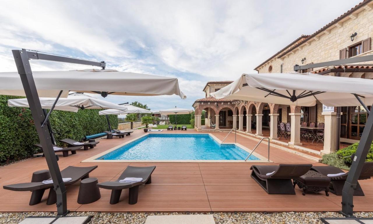 Villa Carolus-Luxurious Istrian Villa Barat  Exteriér fotografie