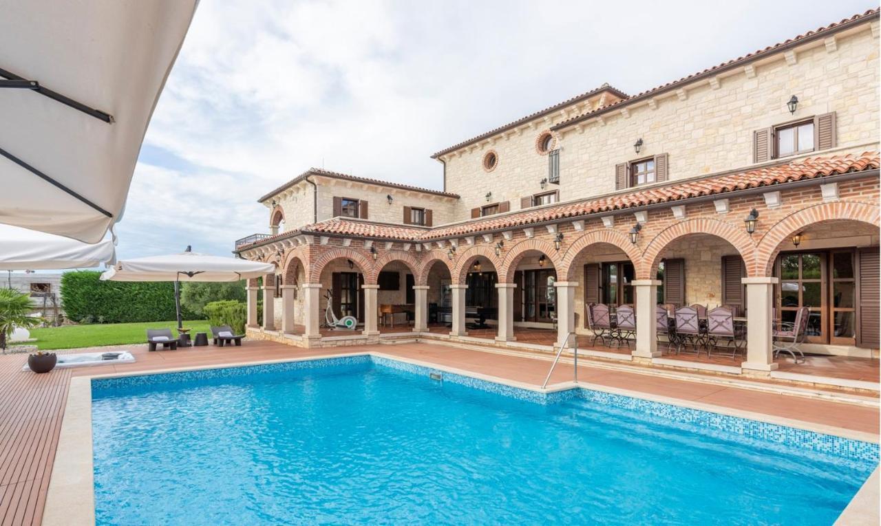 Villa Carolus-Luxurious Istrian Villa Barat  Exteriér fotografie