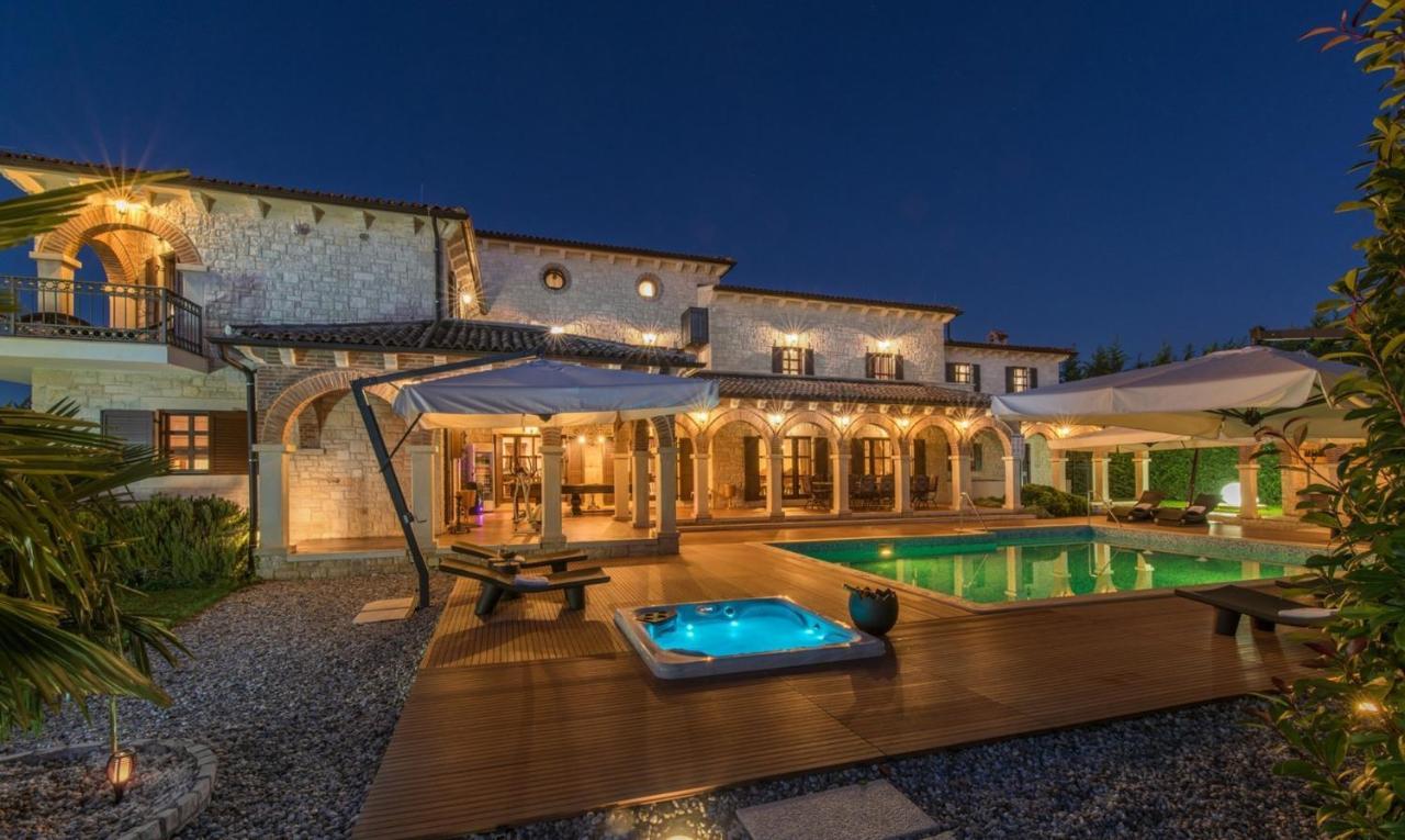 Villa Carolus-Luxurious Istrian Villa Barat  Exteriér fotografie