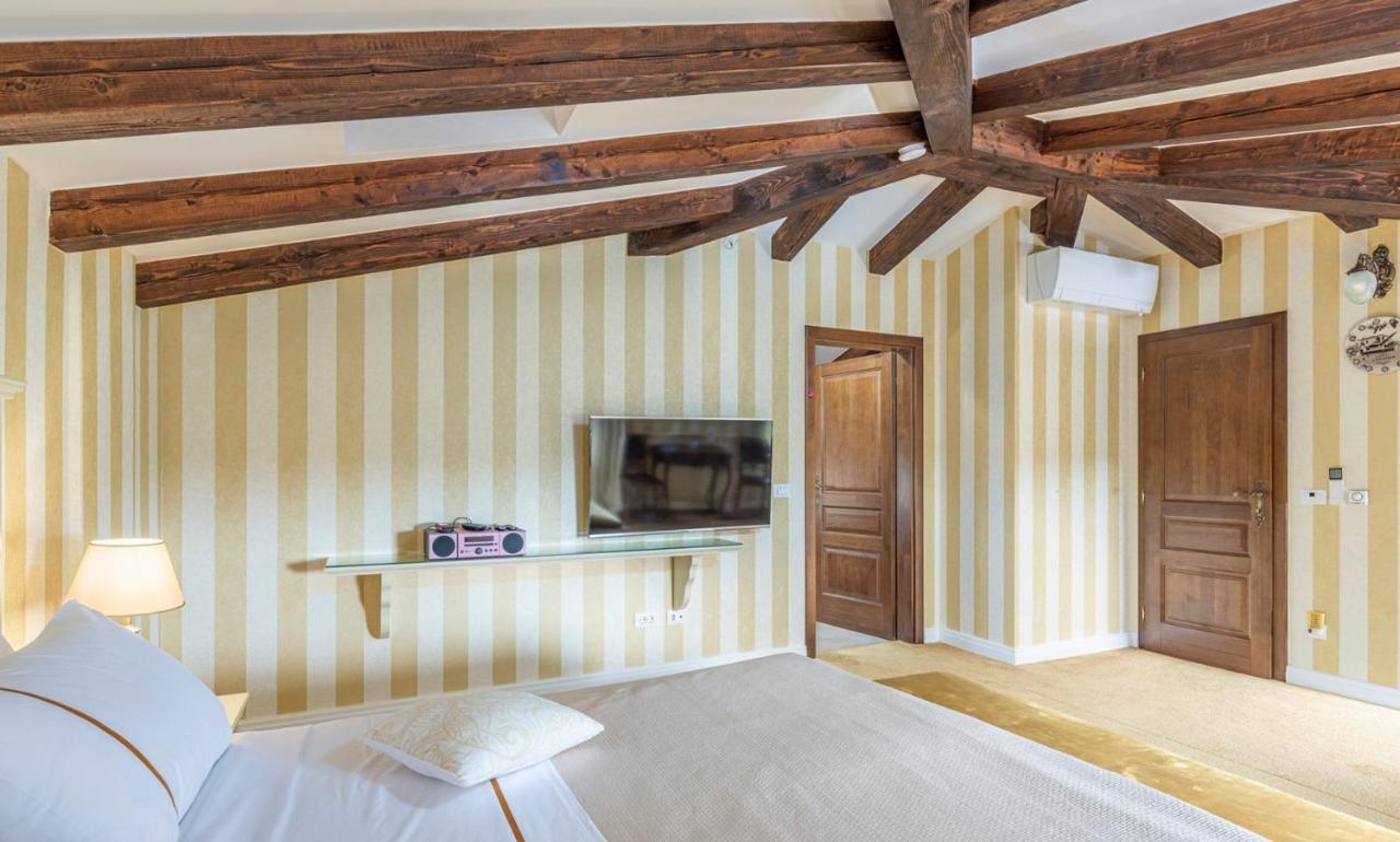 Villa Carolus-Luxurious Istrian Villa Barat  Exteriér fotografie