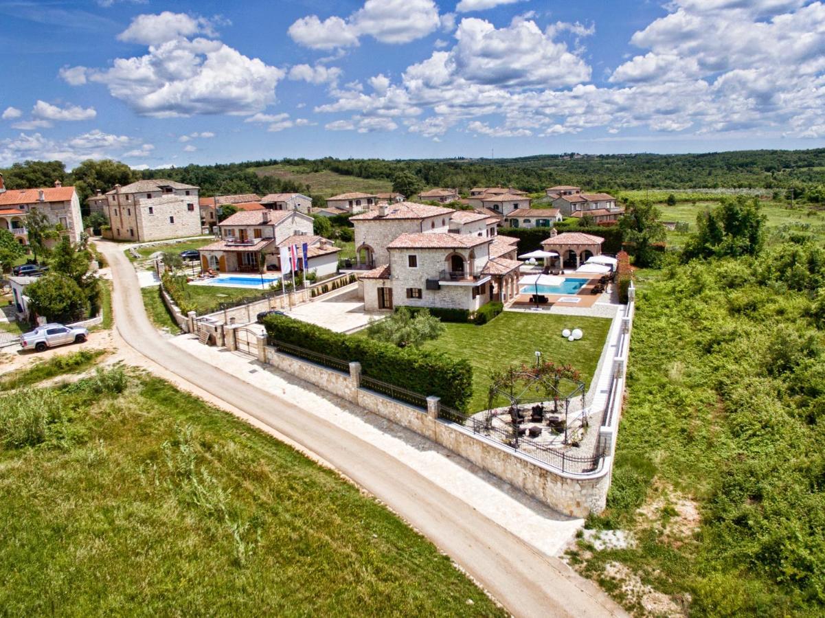 Villa Carolus-Luxurious Istrian Villa Barat  Exteriér fotografie